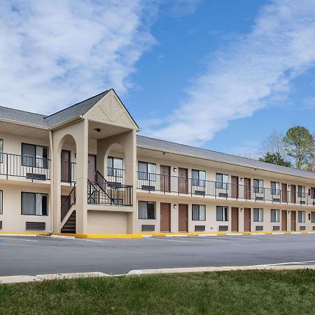 ซูเปอร์ 8 บาย วินด์แฮม เบอร์ลิงตัน Motel ภายนอก รูปภาพ