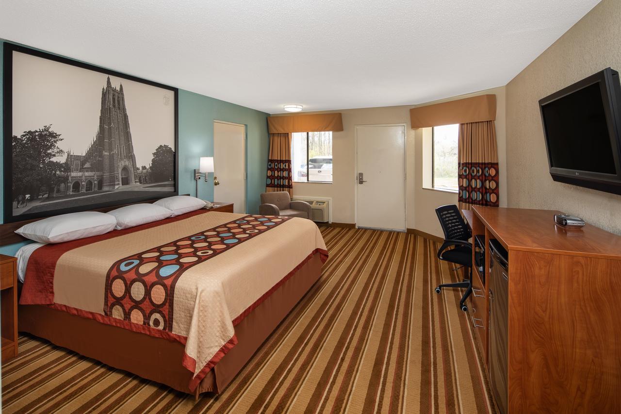 ซูเปอร์ 8 บาย วินด์แฮม เบอร์ลิงตัน Motel ภายนอก รูปภาพ